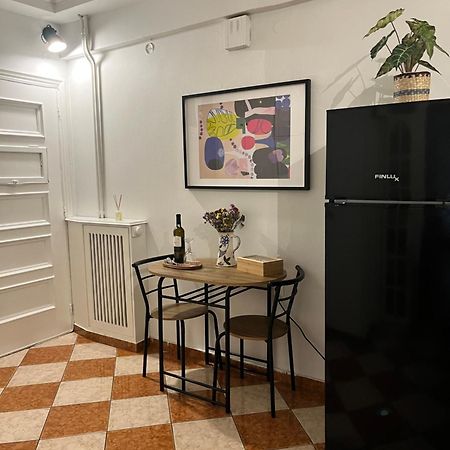 Quiet Apartment With Garden View In Kolonaki أثينا المظهر الخارجي الصورة